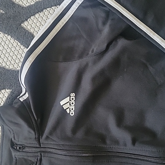 Adidas sweat jacket - Picture 2 of 3